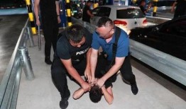 毒贩被抓爆料怎么办呢视频,网友爆料视频背后的真相