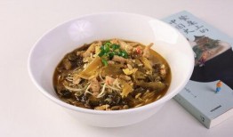 酸菜牛肉面爆料视频教程,一招解锁家常美味