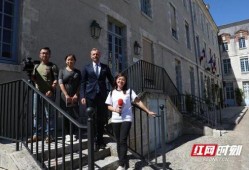 力哥爆料摩拜事件视频在线观看,摩拜事件视频在线观看，真相大白！